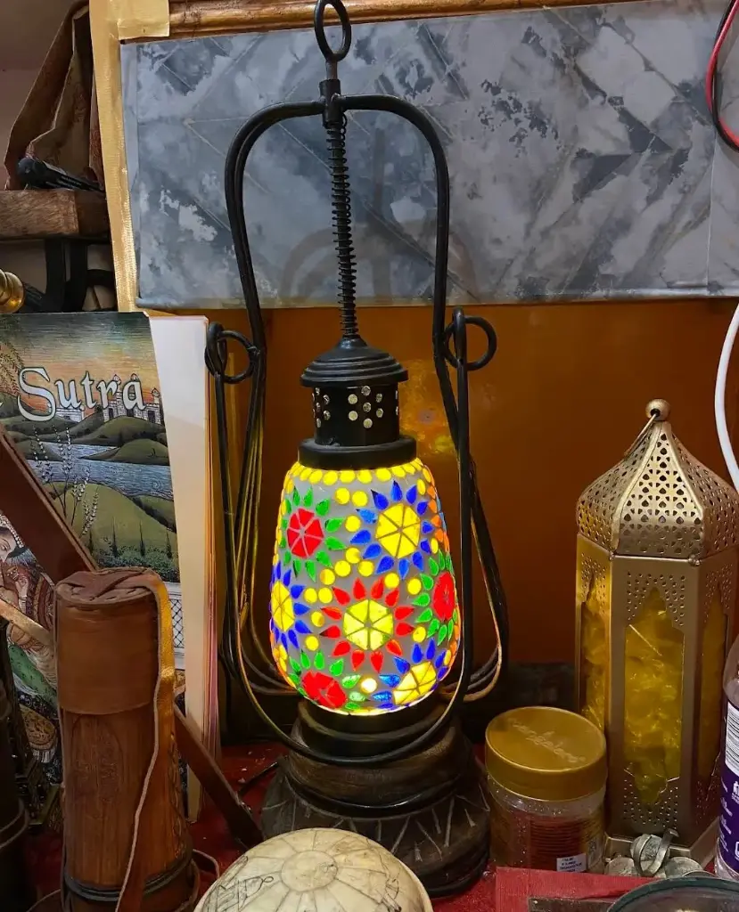 Hand lamp