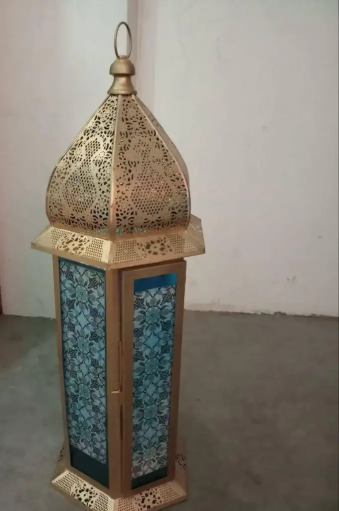 Door hanging lamp