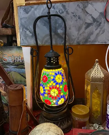 Hand lamp