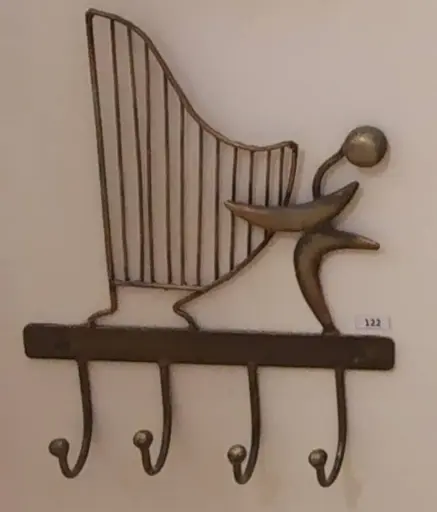 Metal cloth hanger